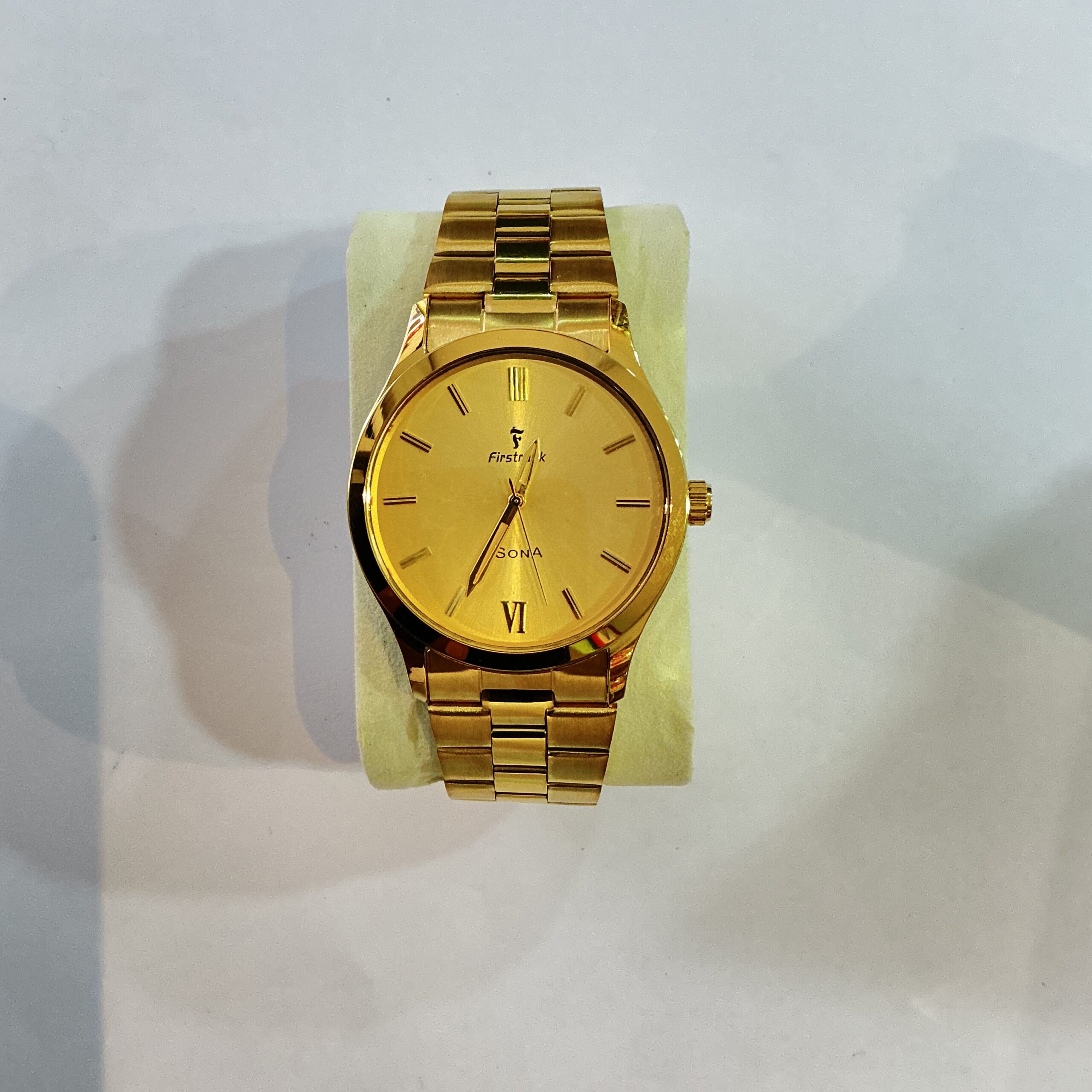 Full Golden Analog Watch